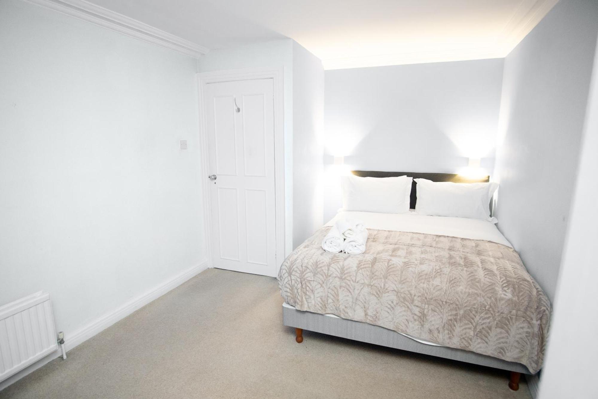 Casa de Férias Buckingham Palace 4br 3ba House