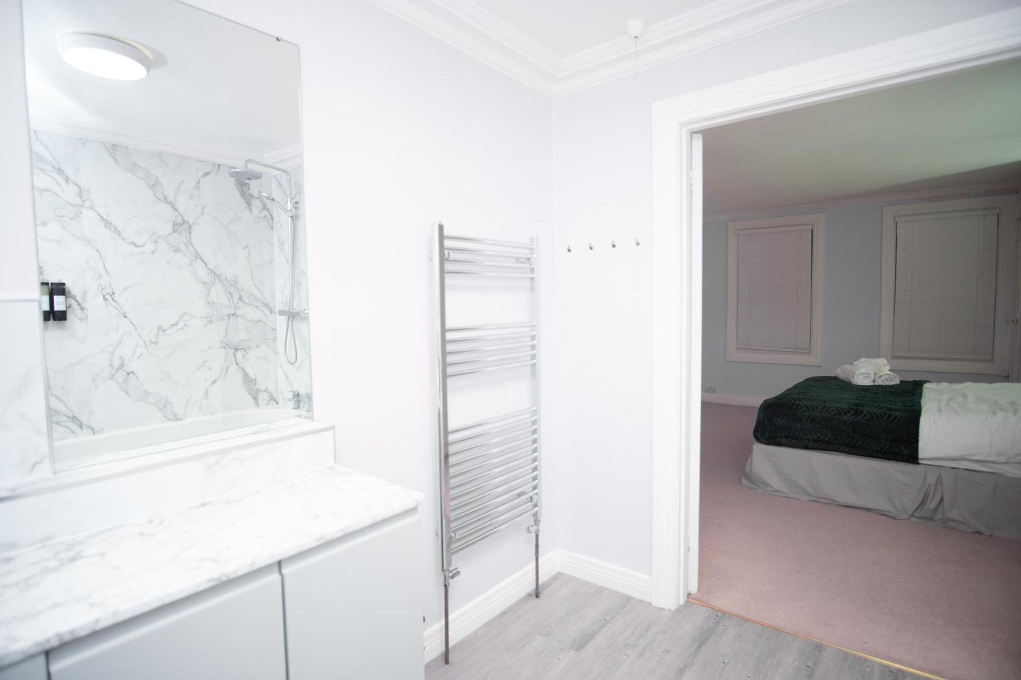 Buckingham Palace 4br 3ba House * Londres